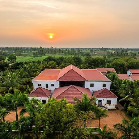 Sterling Banashree Badami Hotel Exterior foto